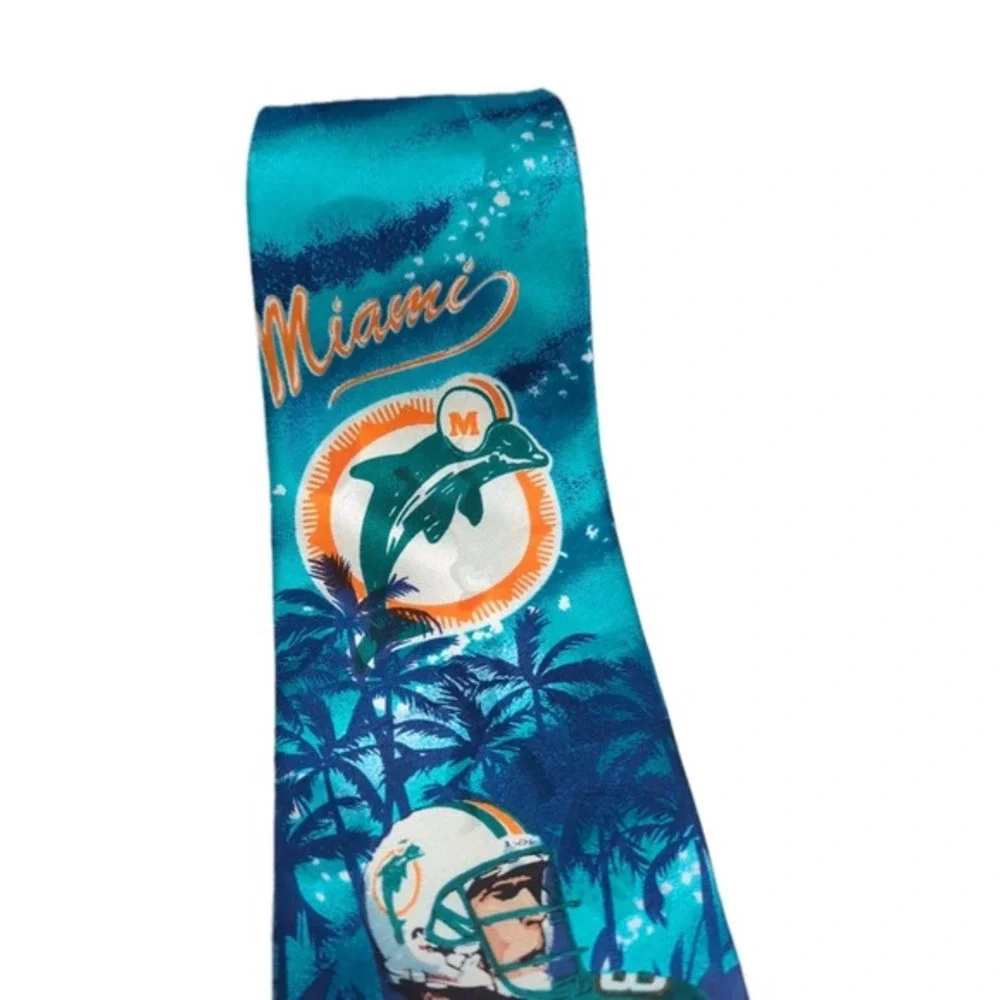 Vintage Miami Dolphins 100% Silk Necktie Mens 57